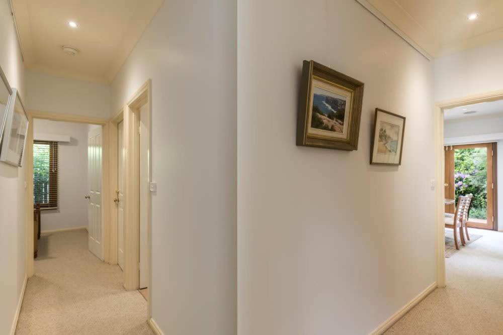 3 Bdrm 2 Bthrm House Close To Canberra Cbd & Anu Exterior photo