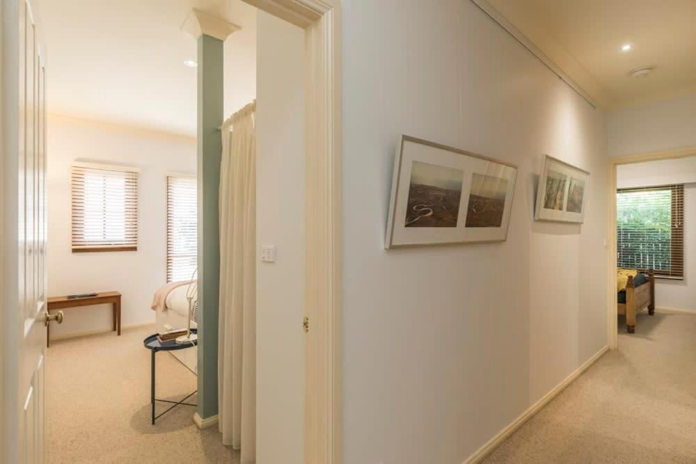 3 Bdrm 2 Bthrm House Close To Canberra Cbd & Anu Exterior photo