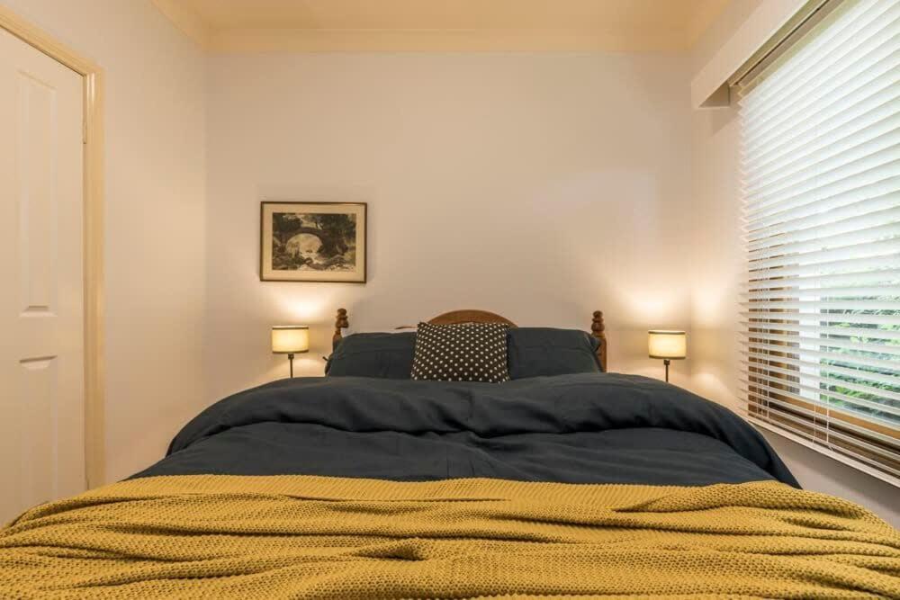 3 Bdrm 2 Bthrm House Close To Canberra Cbd & Anu Exterior photo