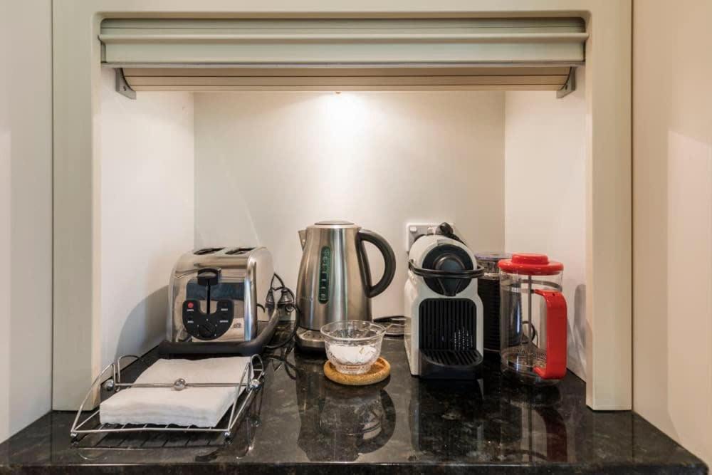 3 Bdrm 2 Bthrm House Close To Canberra Cbd & Anu Exterior photo